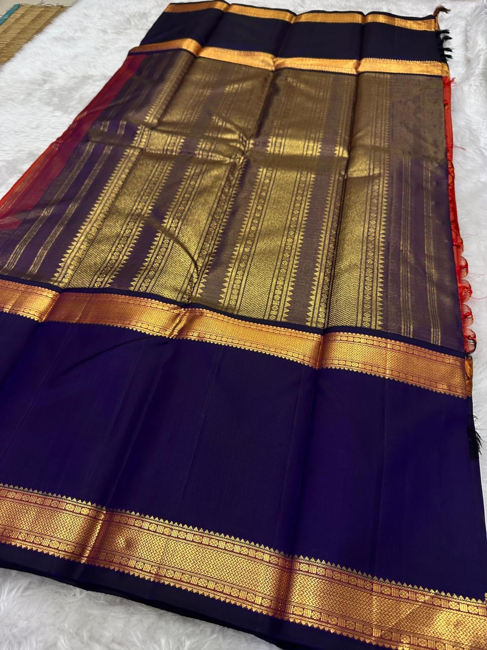 Deep Navy Blue Kanjivaram border with antique gold geometric zari work