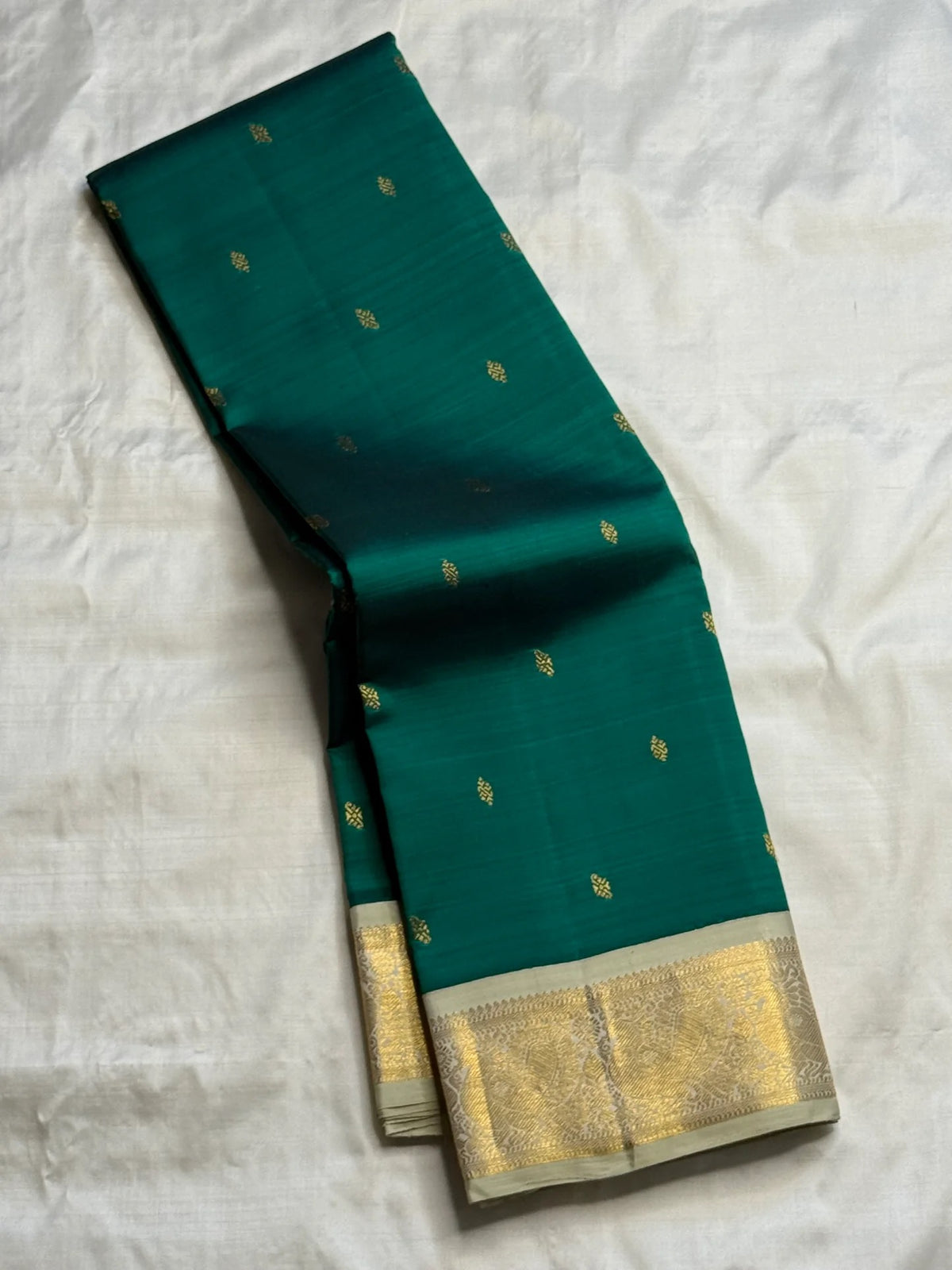 Teal Green gold zari Kanjivaram silk saree pallu
