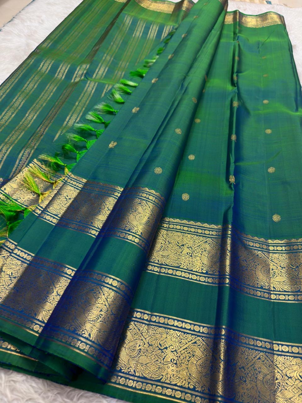 Peacock Green Kanchipuram silk saree Rettapet gold zari border