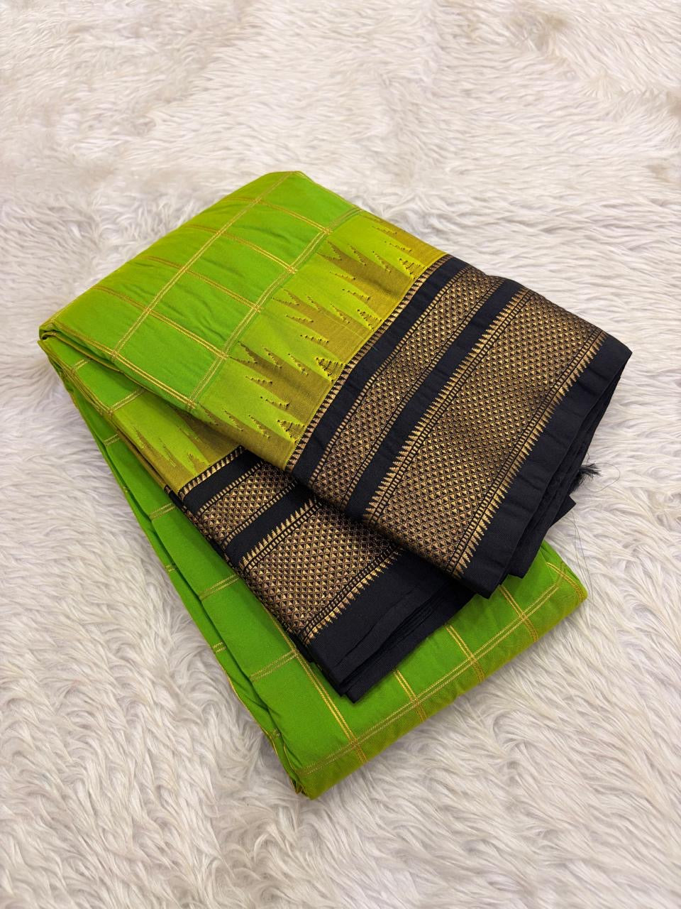 Thulir Pachai green lightweight pure silk Kanchipuram saree