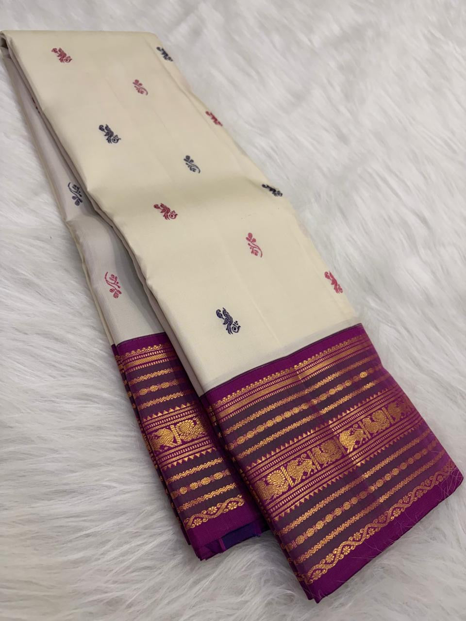 Warm Ivory Pure Silk Kanchipuram Varisaipet Saree with Vadamalli Purple Border