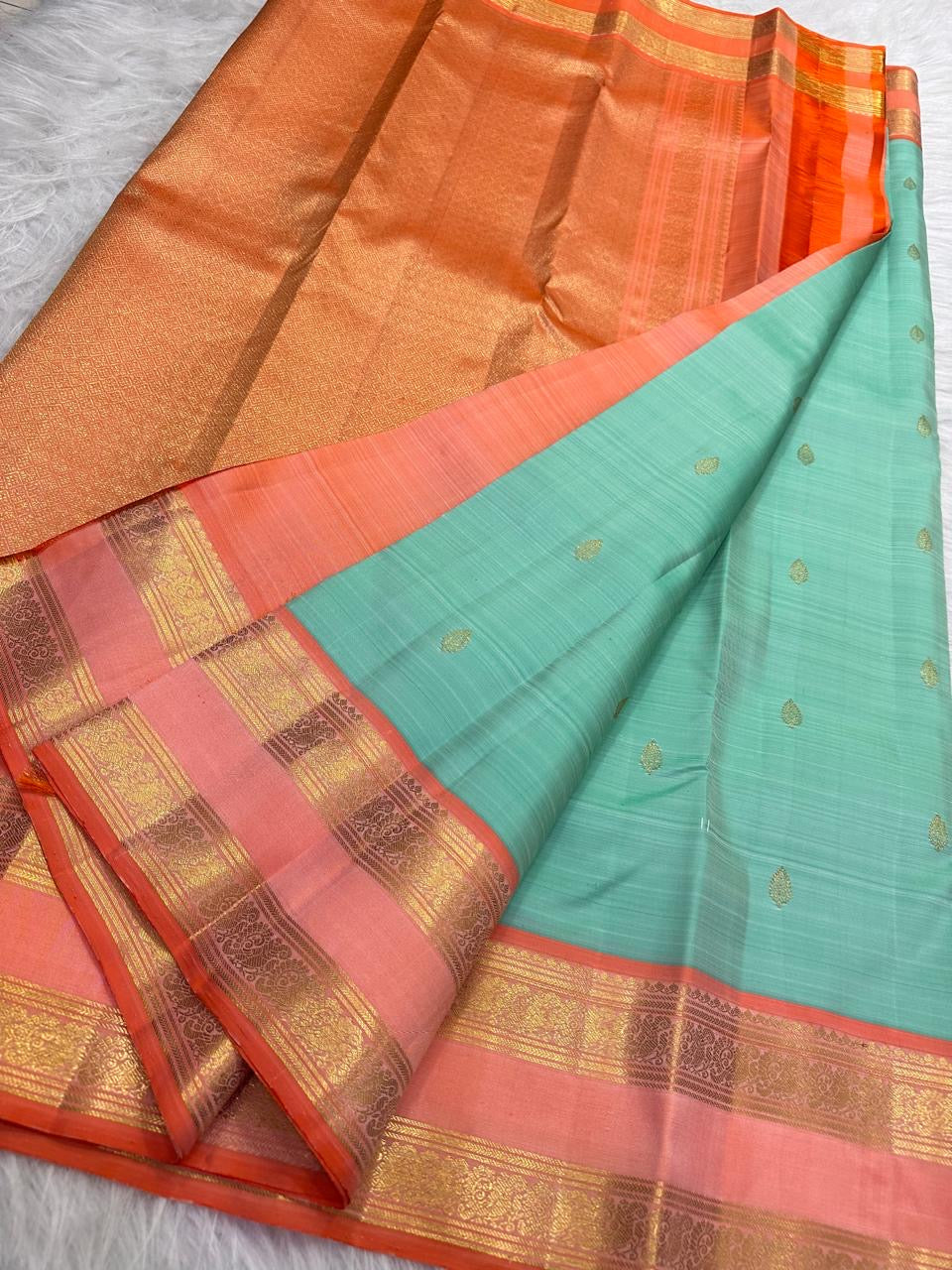 Aqua Mist Handwoven Pure Silk Kanjeevaram Saree with Rettapet Twin Border Weave