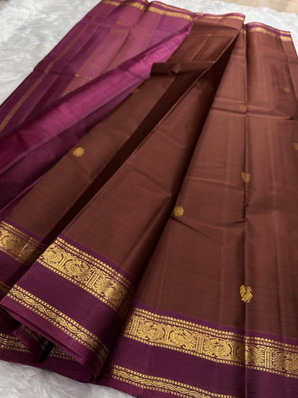 Cocoa Rose Brown and Mulberry Handwoven Lightweight Pure Silk KanchiPattu Saree: view 1