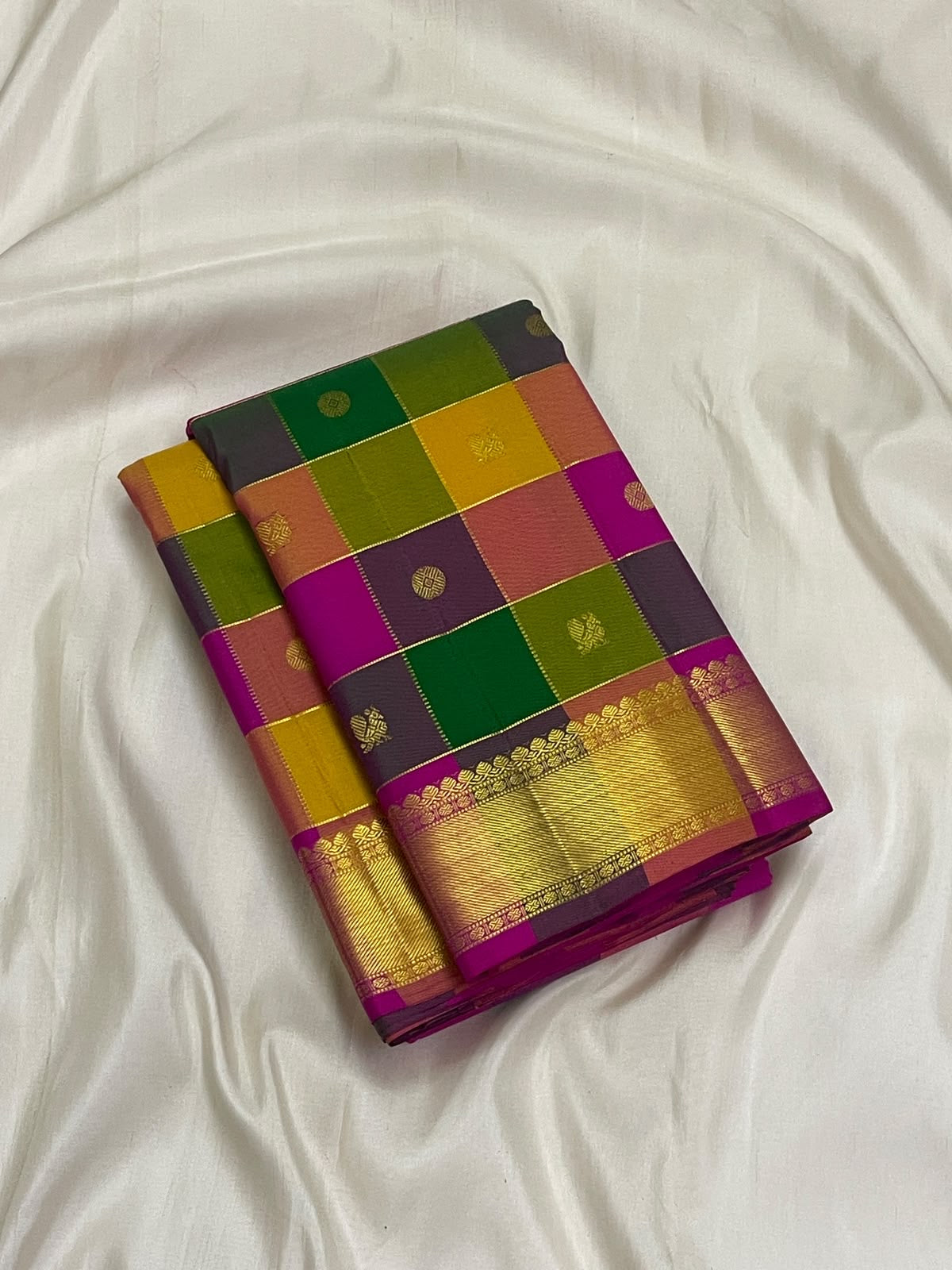Traditional Paalum Pazhamum Kanjivaram saree pattern