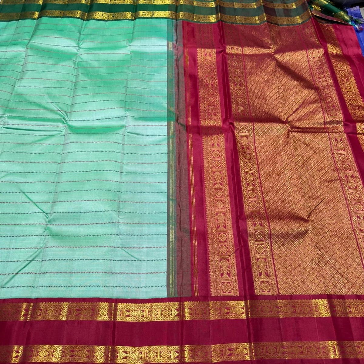 Pastel mint green handwoven pure silk Kanjivaram rettapet saree with Ganga-Jamuna borders, view 8