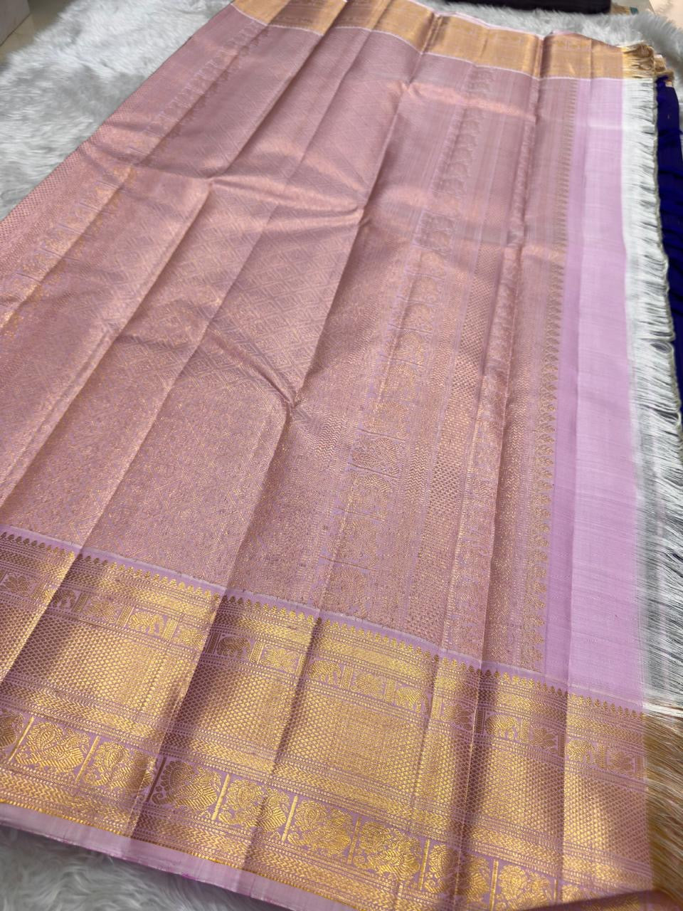 Traditional Varisaipet Kanjipuram silk saree – medallion design detail — Idam Living