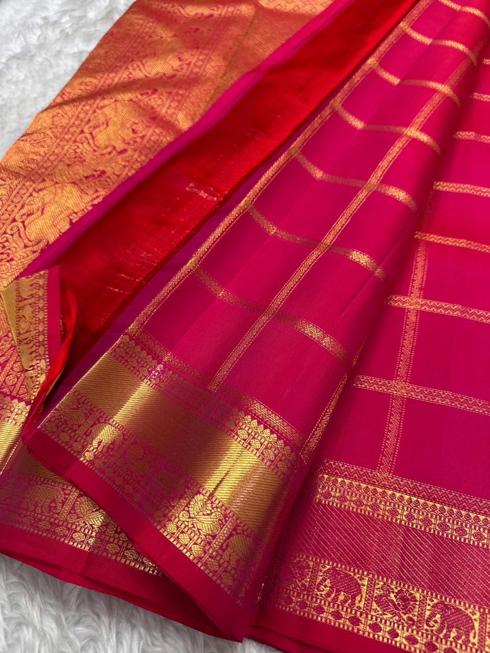 Vermilion Red Handwoven Pure Silk Kanchipuram Saree with Zari Kattam Border