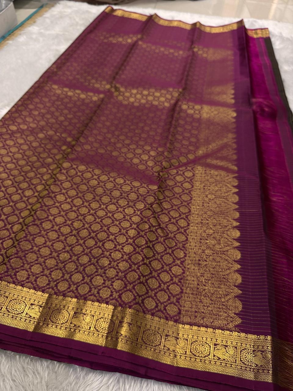 Magenta pallu with zari woven motifs and gold zari border on pure Kanchipuram silk saree, shipped from New Jersey USA
