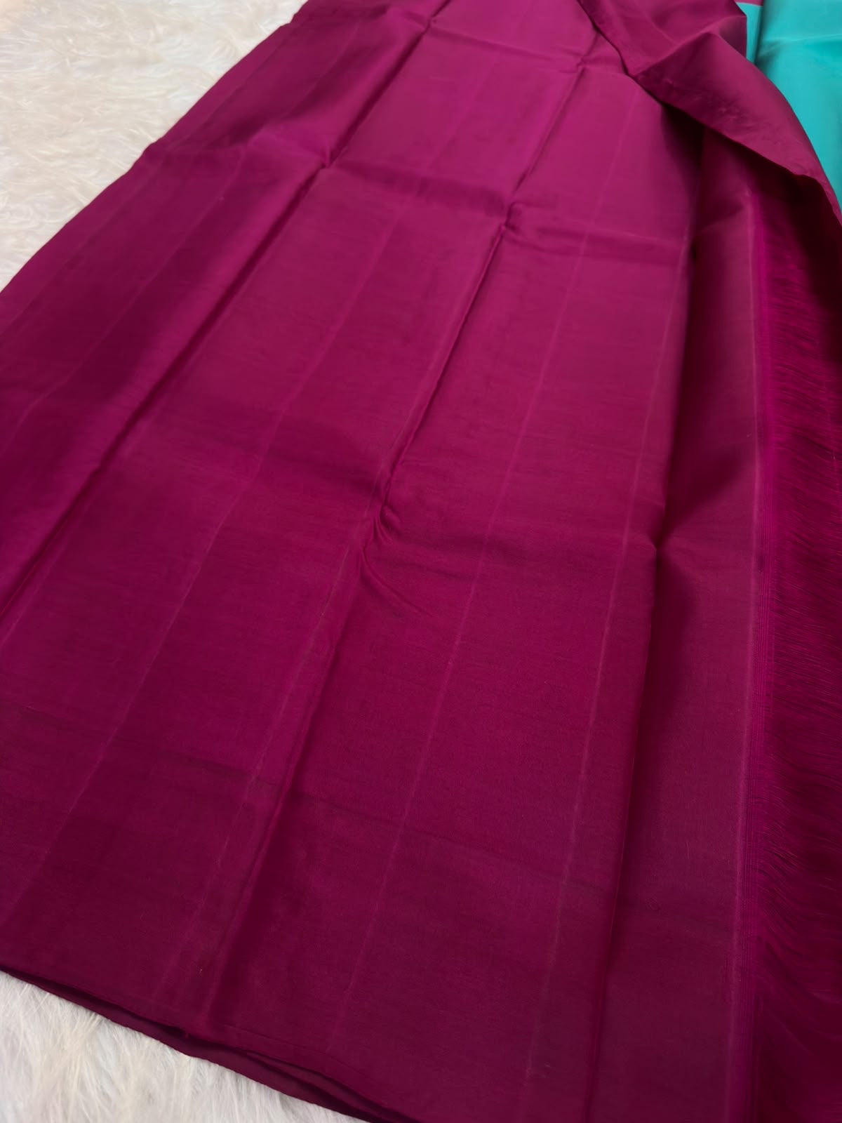 Vadamalli pink lightweight Kanjivaram silk saree with turquoise blue pallu, full view