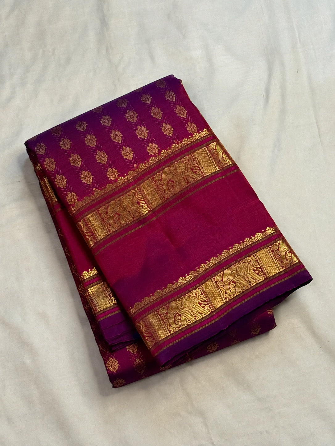 Vadamalli Pink Pure Silk Kanjeevaram saree with floral zari buttas - Idam Living