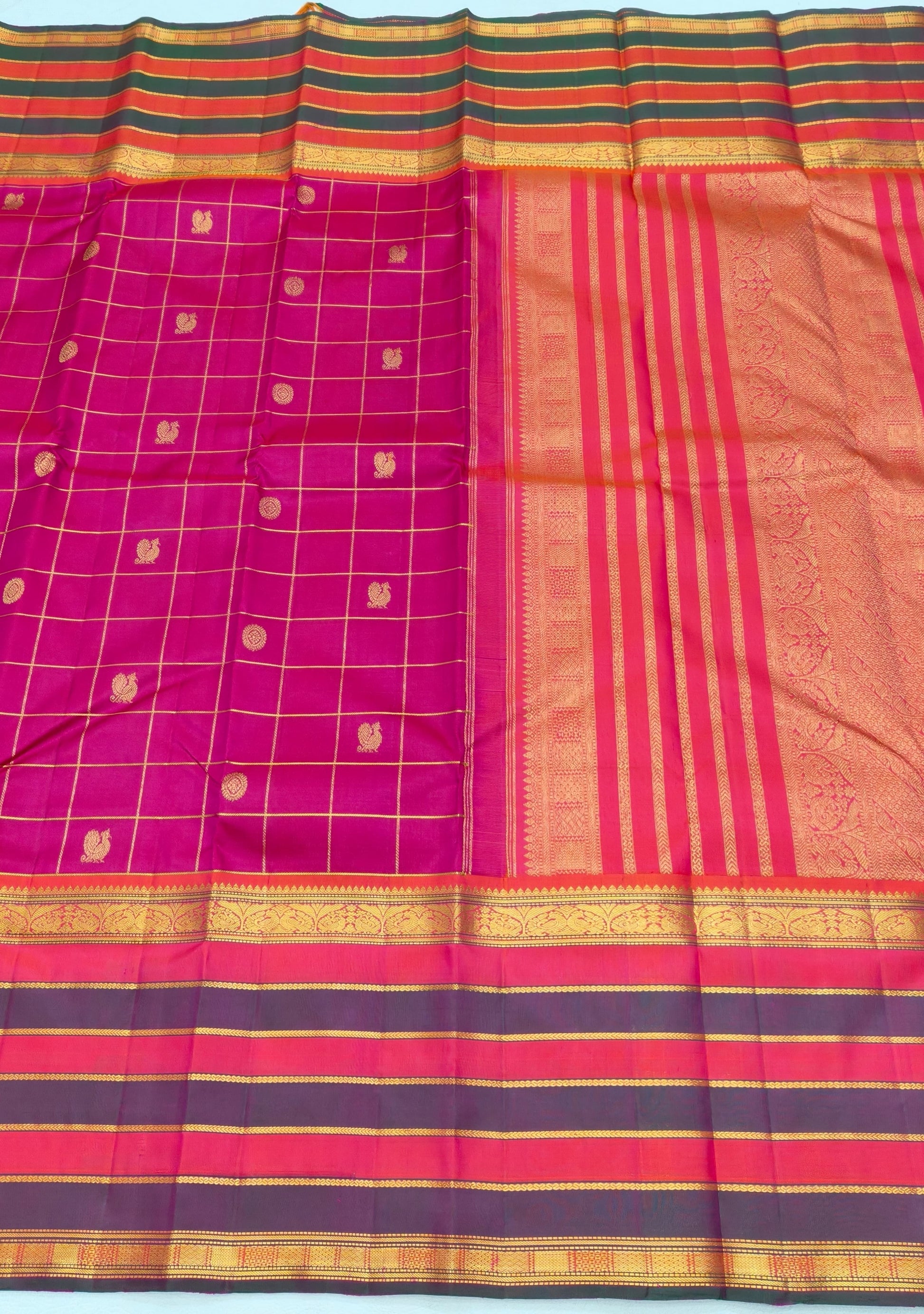 Varisaipet Kanchipuram saree with mayil chakram butta – border and pallu detail