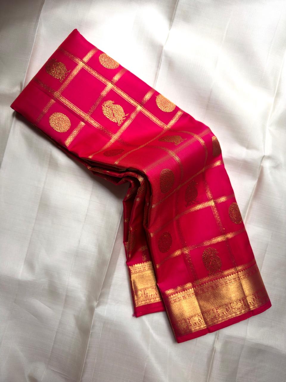 Vermilion Red Handwoven Pure Silk Kanchipuram Saree with Zari Kattam Border