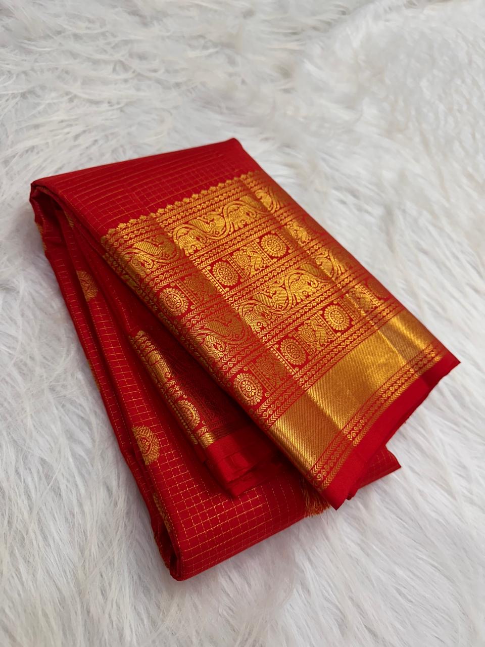 Vermilion Red Handwoven Pure Silk Kanchi Pattu Saree with Varisaipet Weave and Grand Antique Gold Zari Border