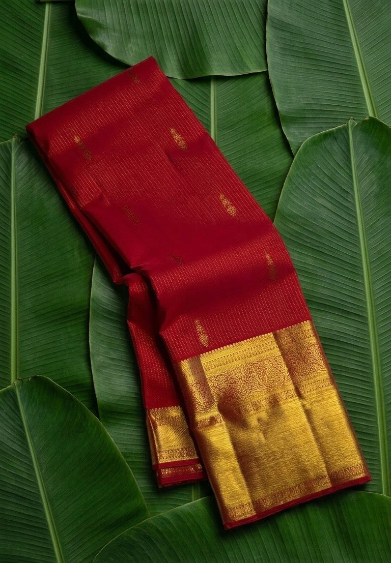 Vibrant red handwoven Kanjivaram pure silk saree with oosi vaanam weave and chedi butta — Idam Living