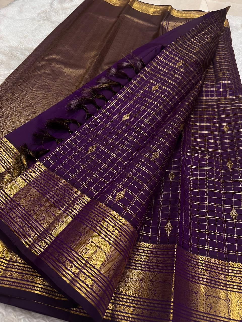 Violet Zari Kattam Pure Silk saree