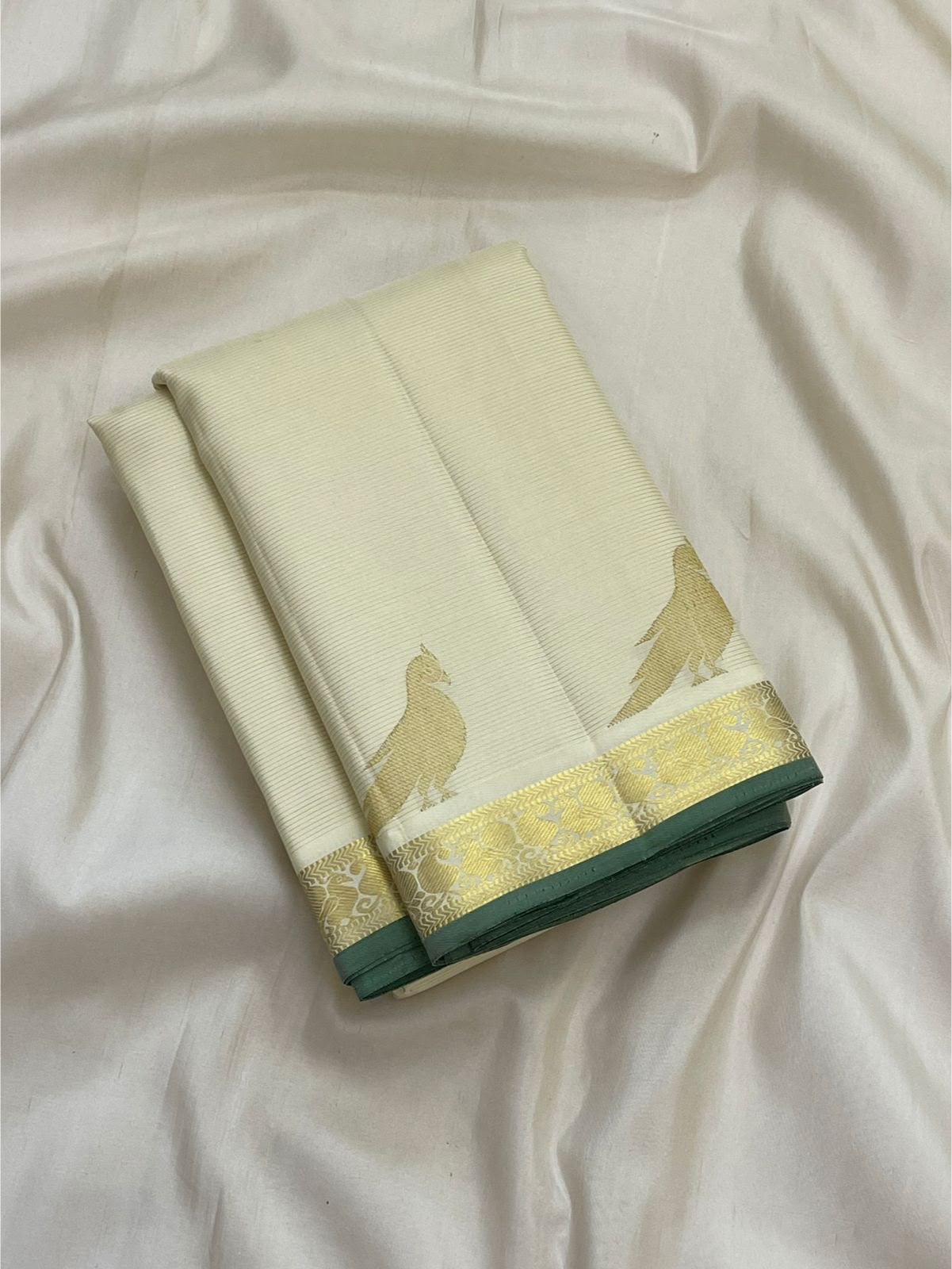 Warm Ivory Kanjipuram silk saree, pallu detail — Idam Living