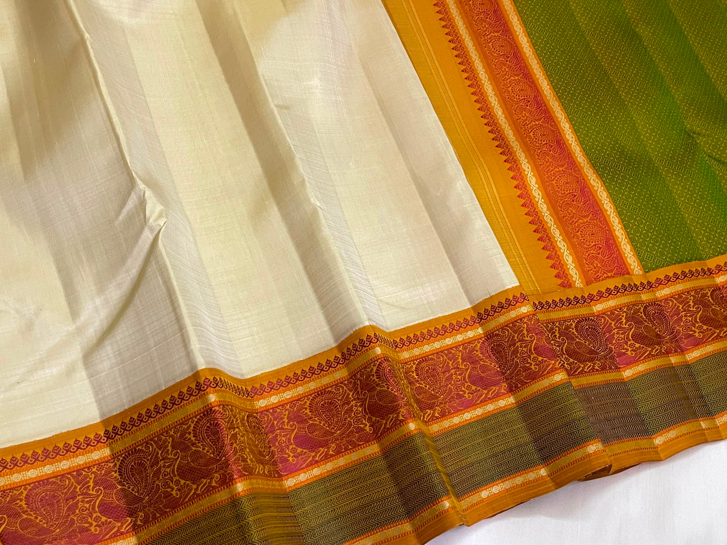 Warm ivory pure silk Pattupet Kanjivaram saree, full view
