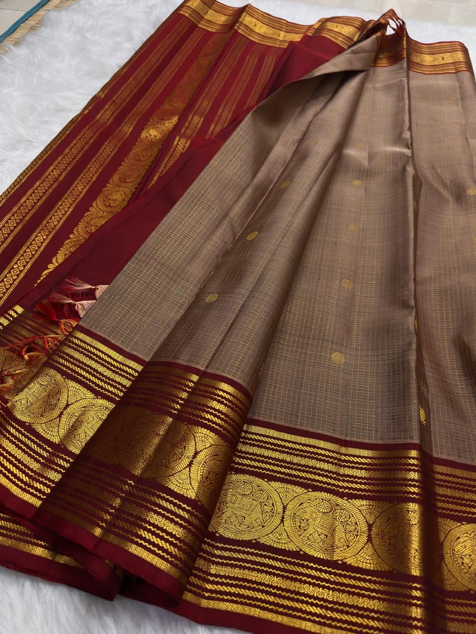 Warm Sand Beige Pure Silk KanchiPattu Zari Kattam Saree - front view