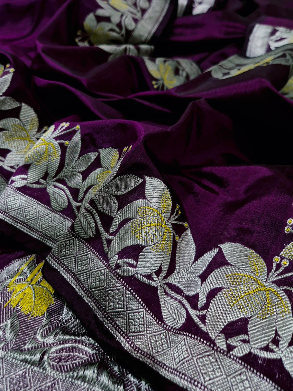 Wine Blossom Pure Silk Chanderi Saree pallu design close-up