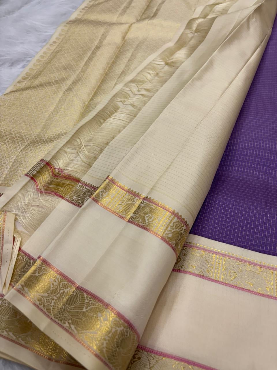 Wisteria Handwoven Pure Silk Kanjeevaram Saree with Ivory Zari Kattam Rettapet Border